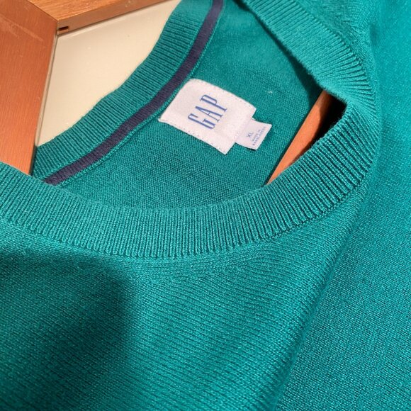 Gap Men's Crewneck Pullover Sweater - Picture 4 of 5